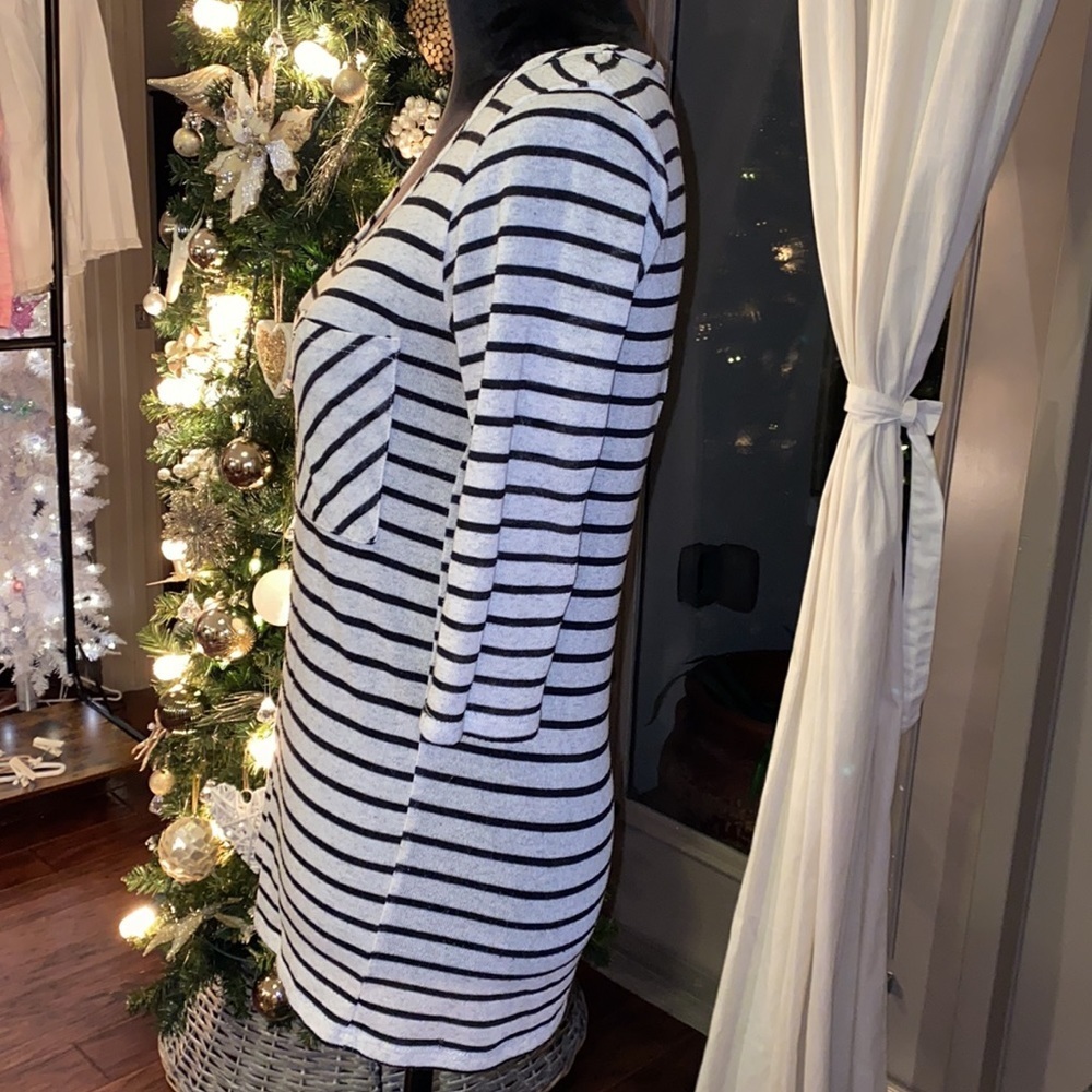 Rosebud black & white horizontal striped shirt front pockets size small - Picture 3 of 6